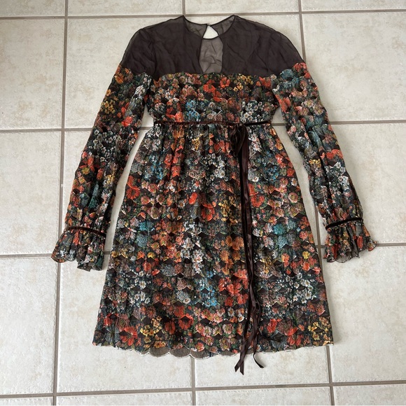 Authentic 1960s Vintage Mignon Paris New York Brand Floral Embroidered Dress - Picture 3 of 8